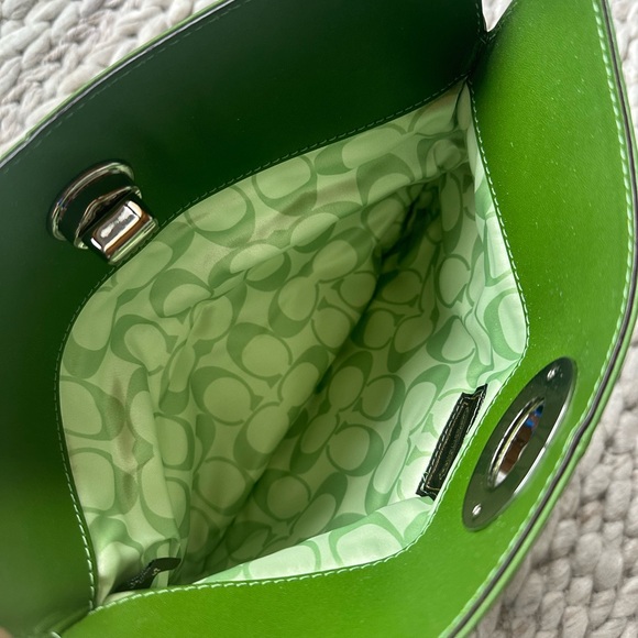 Vintage leather Coach clutch - Picture 4 of 4